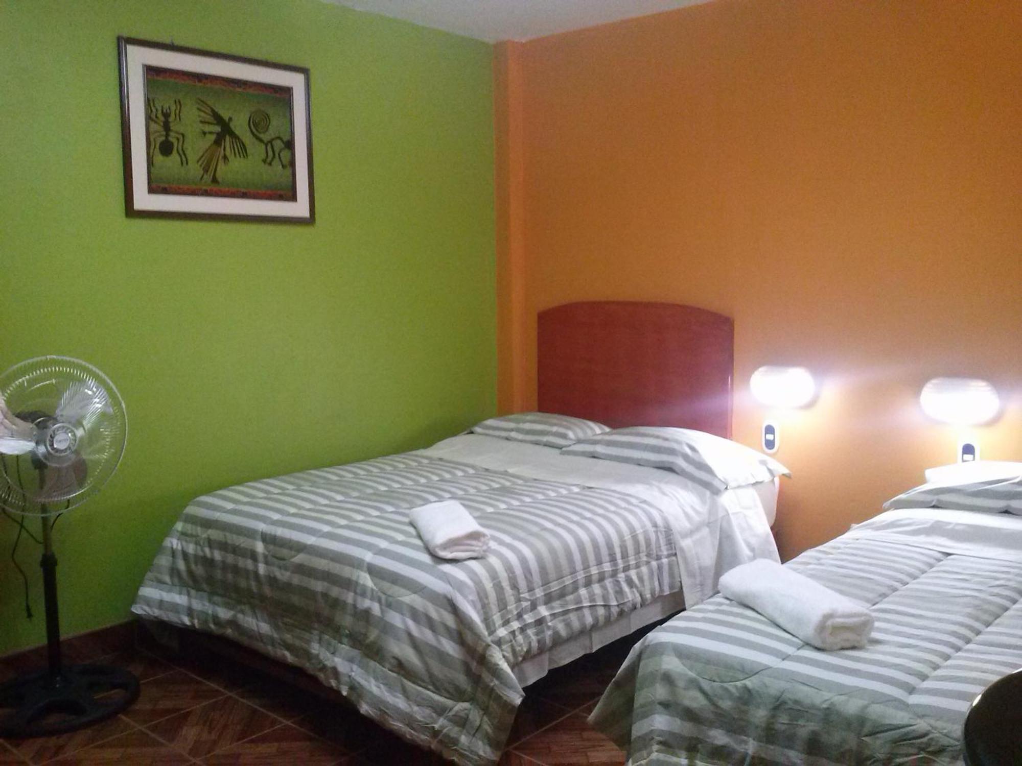 Hostal Real Alcazar Nazca Room photo